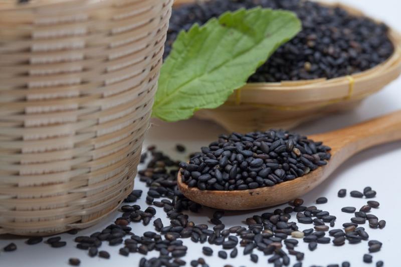 Người phụ nữ U50 chăm ăn loại hạt này mỗi sáng, không ngờ giữ được mái tóc đen, miệng sạch, da căng như hồi 30- Ảnh 3.