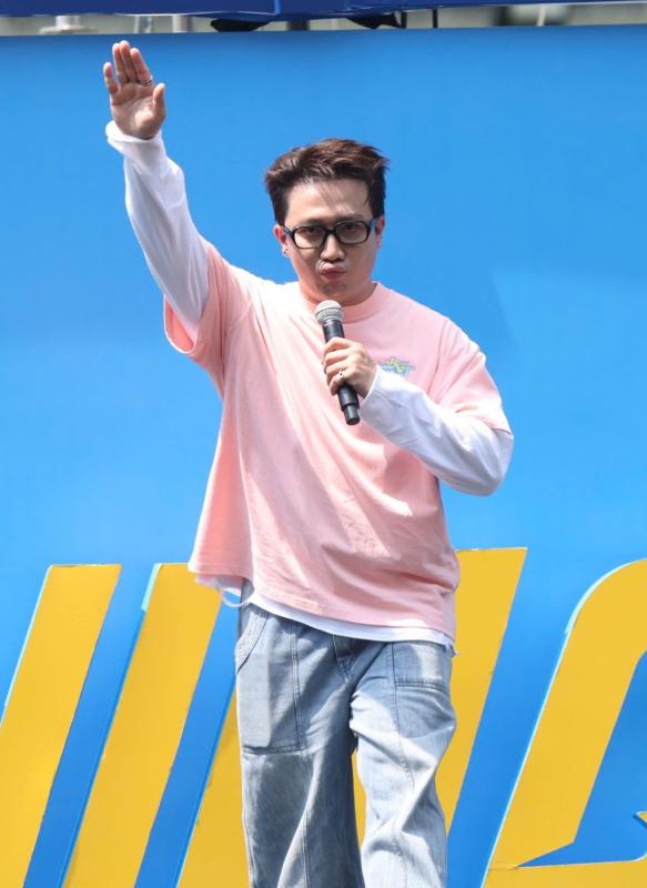 Lý do Trấn Thành chiếm sóng game show: "Họ mời nhiều, tôi không từ chối được"- Ảnh 1.