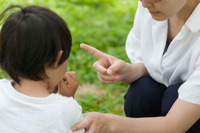 Cha mẹ có EQ thấp thường làm 3 điều này- Ảnh 1.