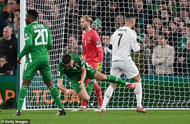 Trùm drama: FIFA đối diện nguy cơ bị kiện khi giảm án cho Ronaldo- Ảnh 2.