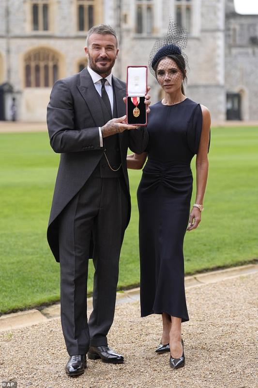 Phát hiện Victoria bí mật làm 1 điều trong biệt thự nghìn tỷ, David Beckham có phản ứng bất ngờ gây sốt- Ảnh 3.