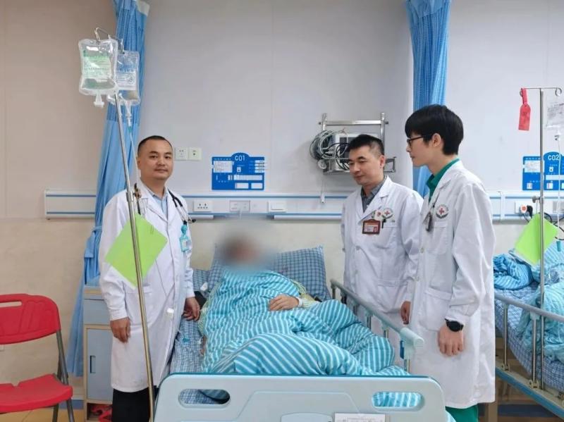 Người đàn ông 37 tuổi ngã quỵ khi đang làm việc: Bác sĩ thở dài 