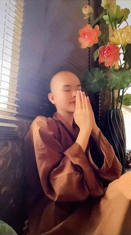 Bạn trai cũ vừa qua đời của Ngọc Trinh là ai?- Ảnh 4.