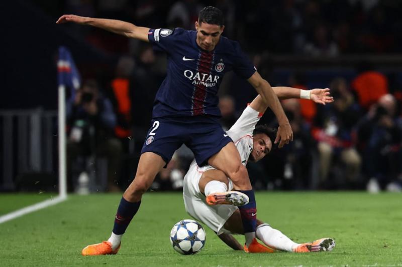 Tin sốc hậu trường trận PSG với Bayern đêm qua, một cầu thủ phải bật khóc nức nở- Ảnh 1.