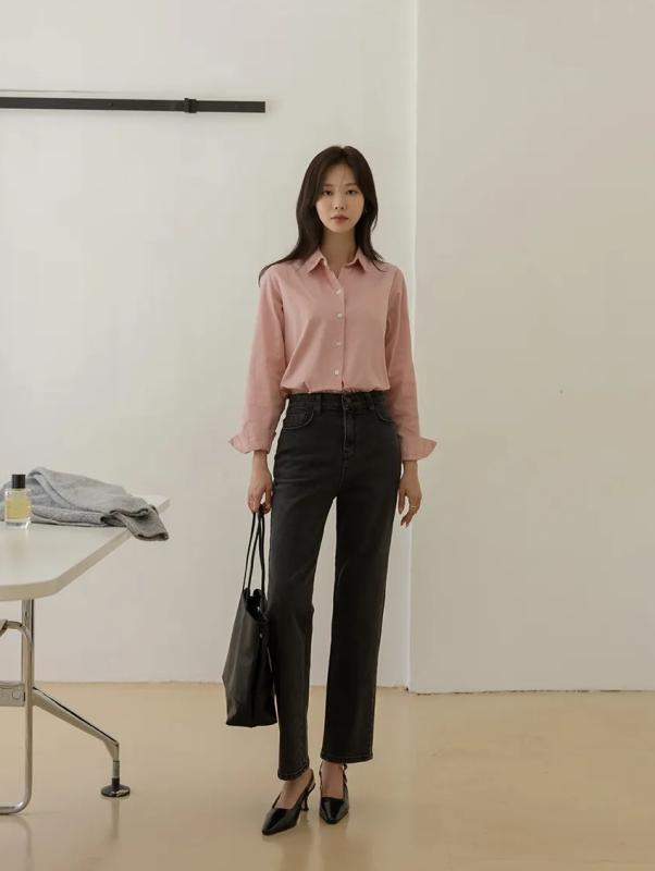 Quần jeans có nhiều kiểu nhưng đây là 3 mẫu tôn dáng nhất- Ảnh 1.