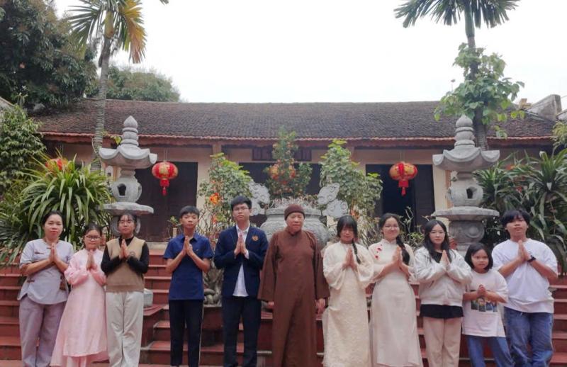 Không tốn tiền học thêm, nữ sinh ở Hà Nội thông thạo 3 thứ tiếng, giành học bổng du học rồi có quyết định bất ngờ!- Ảnh 2.