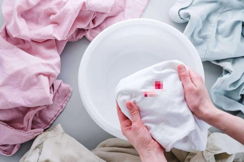 Cuối ngày chị em kiểm tra đồ lót mà thấy 4 thứ này, chỉ e ung thư đã âm thầm "gặm nhấm" cơ thể- Ảnh 1.