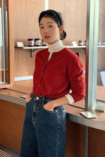 3 cách mặc cardigan trẻ nhất cho phụ nữ U35- Ảnh 2.