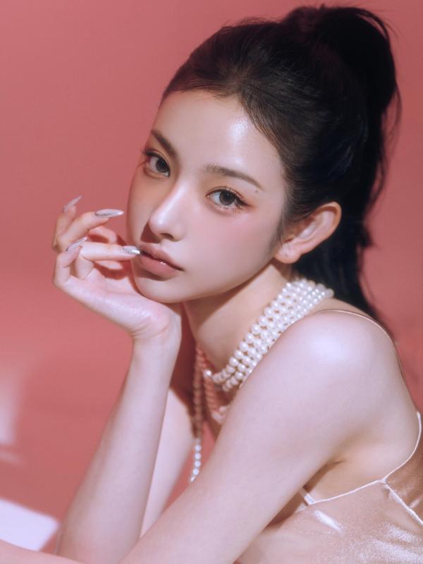Một hot girl mạng lộ video mặt thật, netizen khuyên dừng ngay việc chỉnh sửa- Ảnh 7.