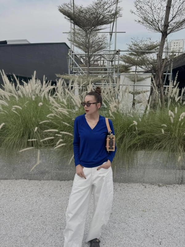 Phụ nữ trên 40 tuổi muốn mặc quần jeans đẹp thì hãy học Phạm Thanh Hằng, đảm bảo sành điệu suốt 4 mùa- Ảnh 9.