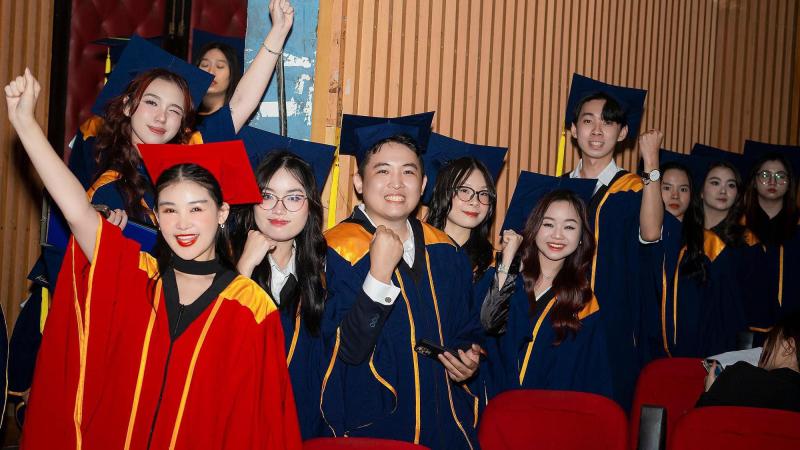 Khi hoa hậu làm giảng viên, tiết học sẽ như thế nào?- Ảnh 2.