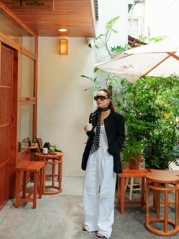 Thích mặc quần dài hơn váy, chị em hãy tham khảo style của 4 mỹ nhân Việt- Ảnh 16.
