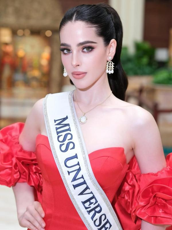 Hoa hậu Hoàn vũ mới đăng quang đối mặt hàng loạt tố cáo- Ảnh 11.