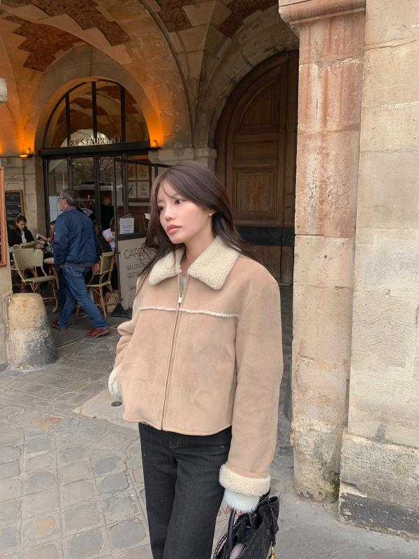 Áo blazer bị 