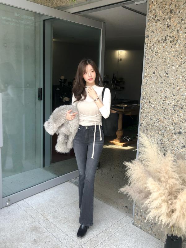 Quần jeans có nhiều kiểu nhưng đây là 3 mẫu tôn dáng nhất- Ảnh 7.