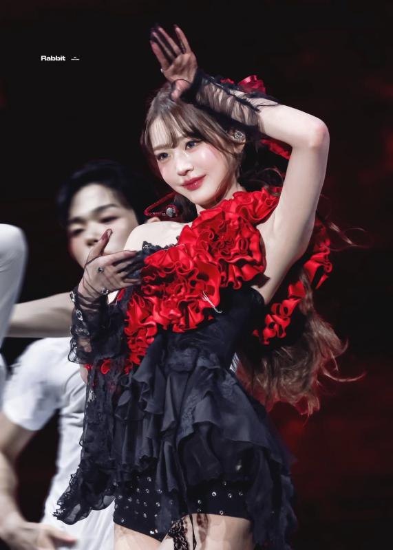 "Công chúa Kpop" nhảy xấu hát nhép, chưa đủ "trình" tách nhóm- Ảnh 8.