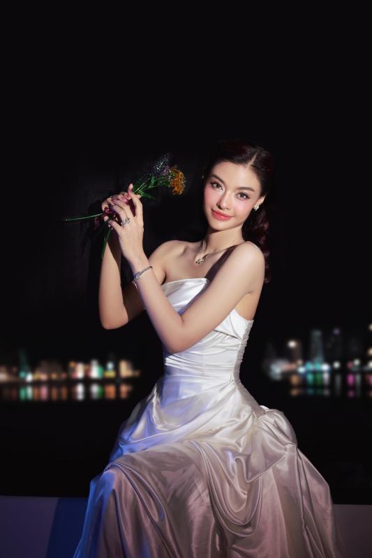 Sự giàu có của Lona Kiều Loan ở tuổi 25- Ảnh 7.