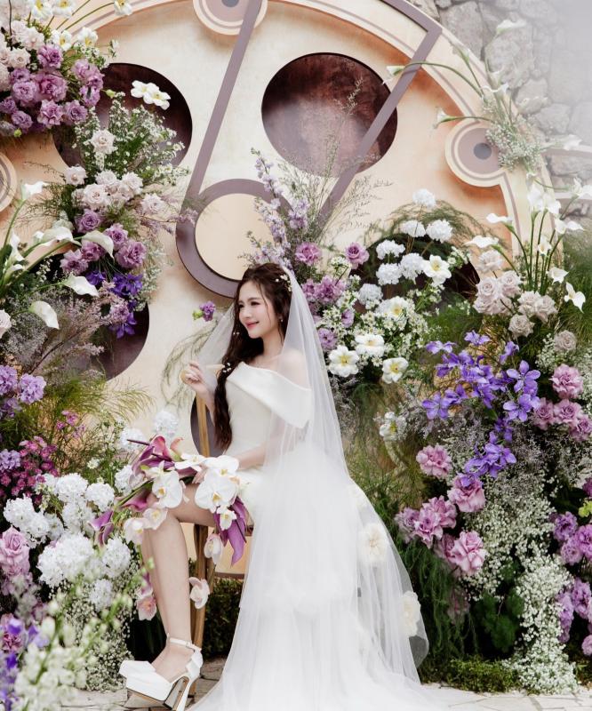 Đám cưới diễn viên Đình Tú - Ngọc Huyền: Dâu rể gấp đôi visual, Quỳnh Nga và dàn mỹ nhân Vbiz đổ bộ- Ảnh 3.