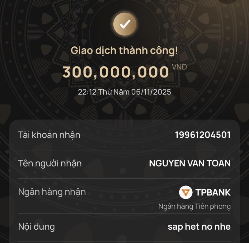 Hoà Minzy trả nợ cho Văn Toàn 300 triệu nhưng lộ tin nhắn gây tranh cãi- Ảnh 1.