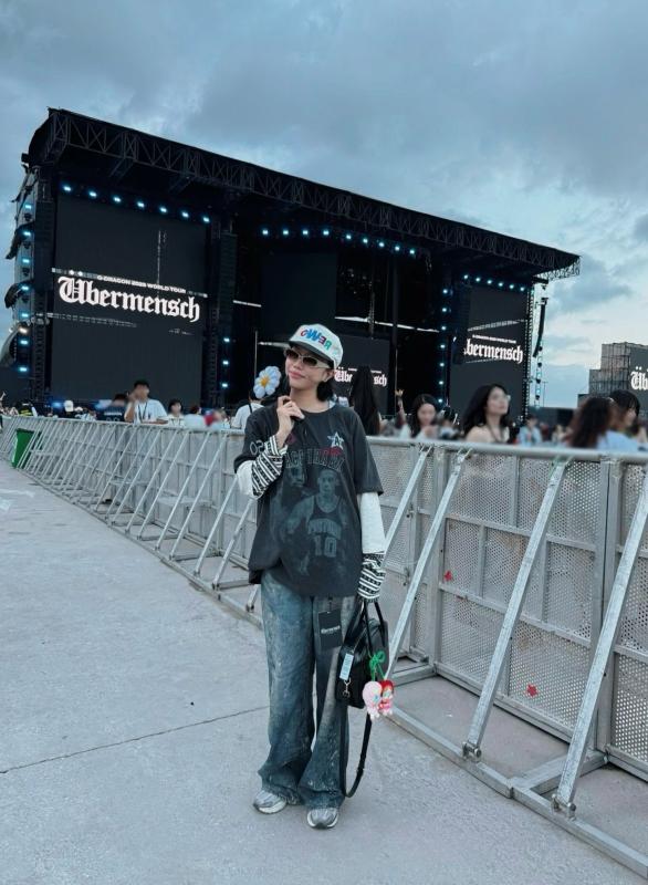 Dàn sao Việt rần rần check in concert G-DRAGON tại Hà Nội: Diệu Nhi quá sung, nữ diễn viên 49 tuổi lần đầu 