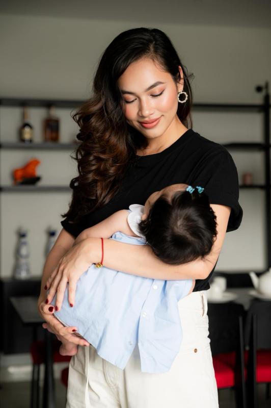 Bí mật muốn giấu kín của Á hậu Việt có con với chồng Việt kiều hơn 2 tuổi, vừa gặp đã muốn cưới- Ảnh 5.