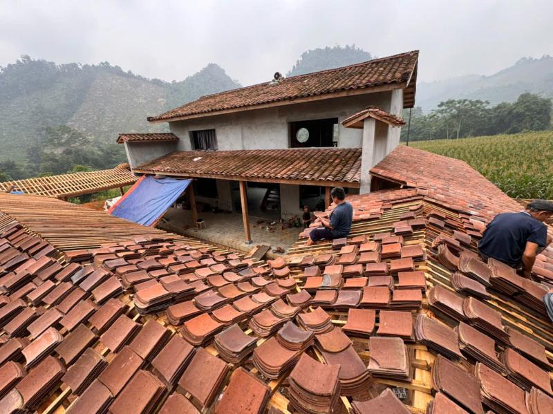 Cặp vợ chồng chi 3 tỷ xây nhà như cổ tích trên vùng núi Tuyên Quang: View triệu đô, 0 đồng rau củ- Ảnh 3.
