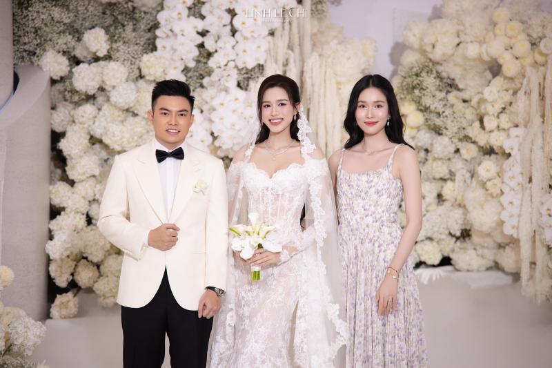 Dàn sao đổ bộ đám cưới Đỗ Hà: Đỗ Mỹ Linh đơn giản mà sang hết nấc, Lương Thuỳ Linh và dàn Hoa - Á hậu đọ sắc tưng bừng- Ảnh 8.