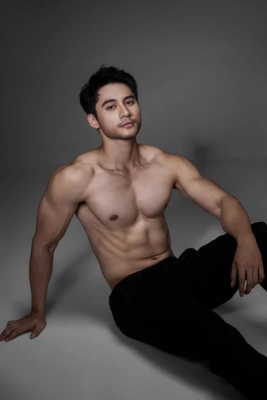 Soi profile mỹ nam nghi hẹn hò với Chi Pu: Từng yêu phu nhân hào môn, visual lẫn body đều cực phẩm!- Ảnh 12.