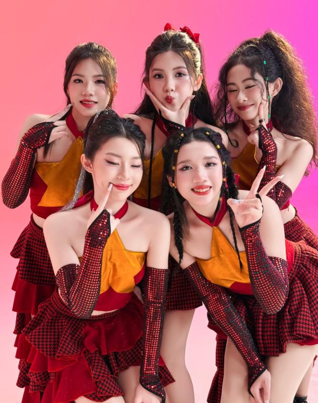 Nhóm nhạc nữ ít tuổi nhất Vpop- Ảnh 1.