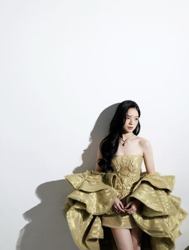 Vbiz bỗng xuất hiện Kim Yoo Jung, khoảnh khắc đại minh tinh hút gần 1 triệu lượt xem- Ảnh 3.