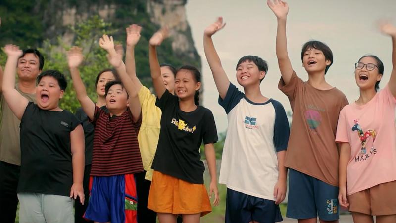 Màn dậy thì đỉnh nhất phim Việt giờ vàng đây rồi: Bảnh thế này hút gái phải biết, từ đầu đến chân toát ra mùi tiền- Ảnh 1.