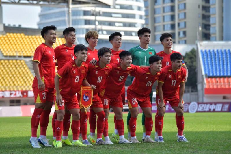 Sút toàn xà ngang cột dọc, U22 Việt Nam thua U22 Uzbekistan- Ảnh 2.