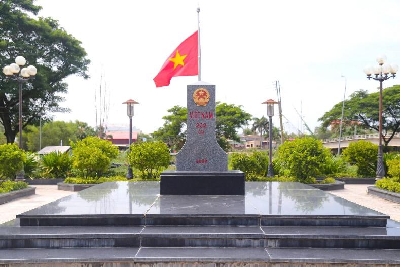 Chạm vào tổ quốc từ những cột mốc biên cương- Ảnh 3.