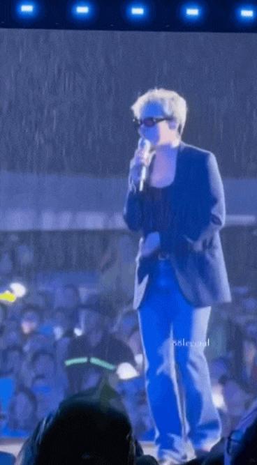 Dân mạng Hàn Quốc: Concert Việt Nam của G-DRAGON quá khủng!- Ảnh 3.