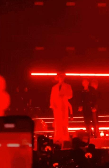 Sống đủ lâu để nhìn thấy khoảnh khắc G-DRAGON được 