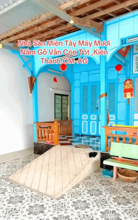 Nhà gỗ miền Tây: Vì sao phải xanh ngắt, hoa văn rực rỡ mới ra đúng chất 