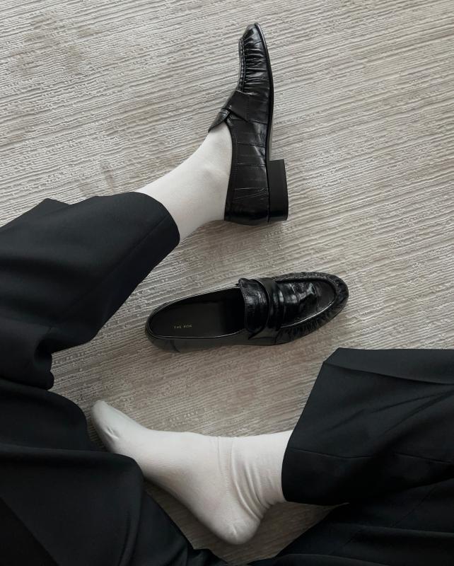 Mùa loafer tới: Kiểu giày quiet luxury khiến Kendall Jenner mê mệt vì năm nay có 1 điểm mới- Ảnh 7.