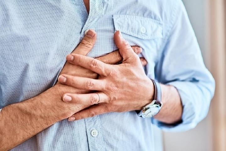 Nam thanh niên 21 tuổi bị đột quỵ- Ảnh 1.