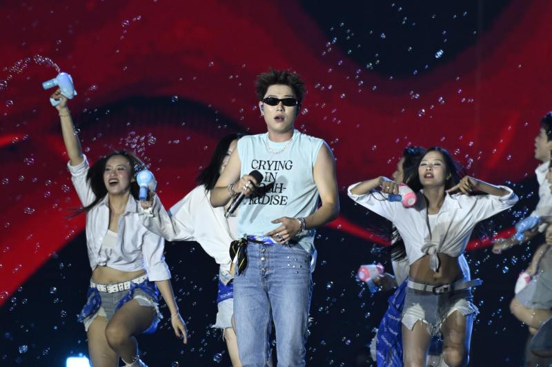Hot nhất hôm nay: tlinh 