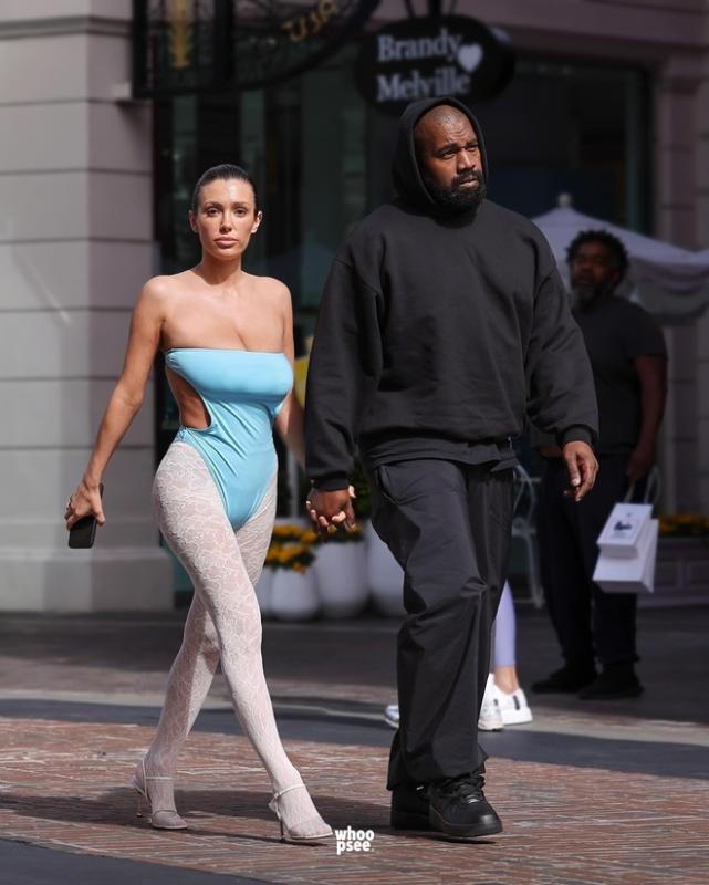 Vợ Kanye West không thích mặc quần- Ảnh 13.