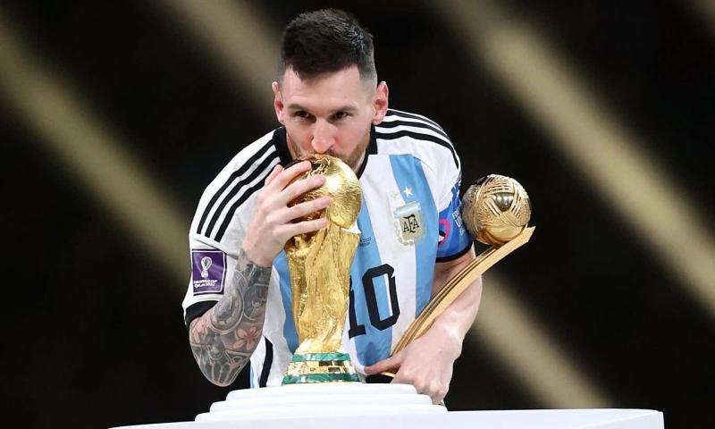 Cực gắt: Ronaldo coi thường chức vô địch World Cup của Messi, Messi phản đòn hoàn hảo bằng 1 câu cực thấm- Ảnh 2.