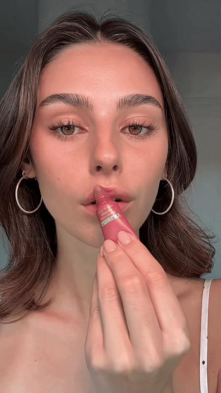 Son 250k của NYX gây sốt: Son vừa lì vừa dưỡng, ít nhăn môi, xinh từ bảng màu tới vỏ- Ảnh 7.