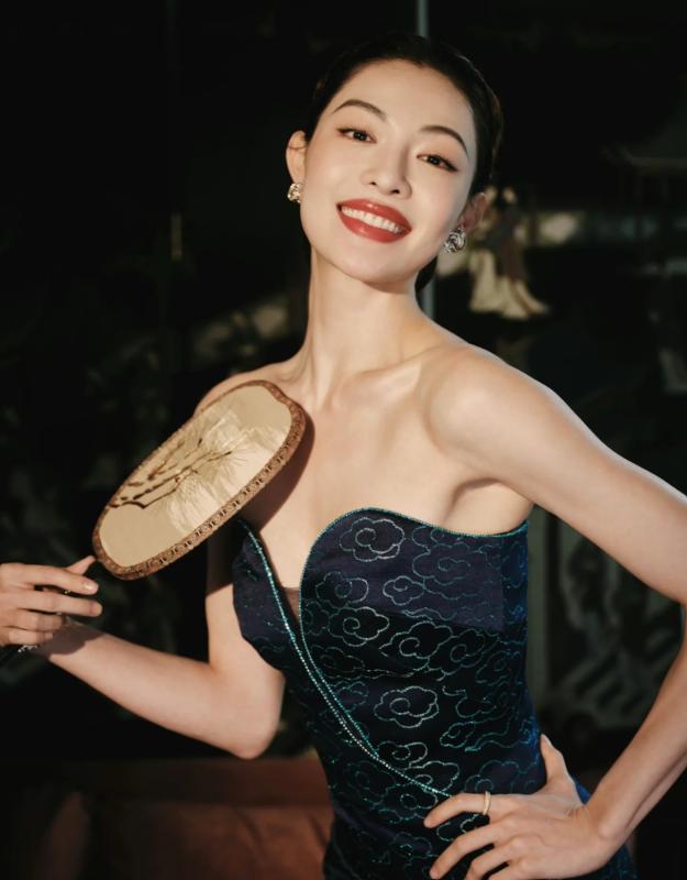 Bản sao của Thư Kỳ vướng drama khát khao center nhưng vẫn khiến dân tình nể một điều- Ảnh 9.