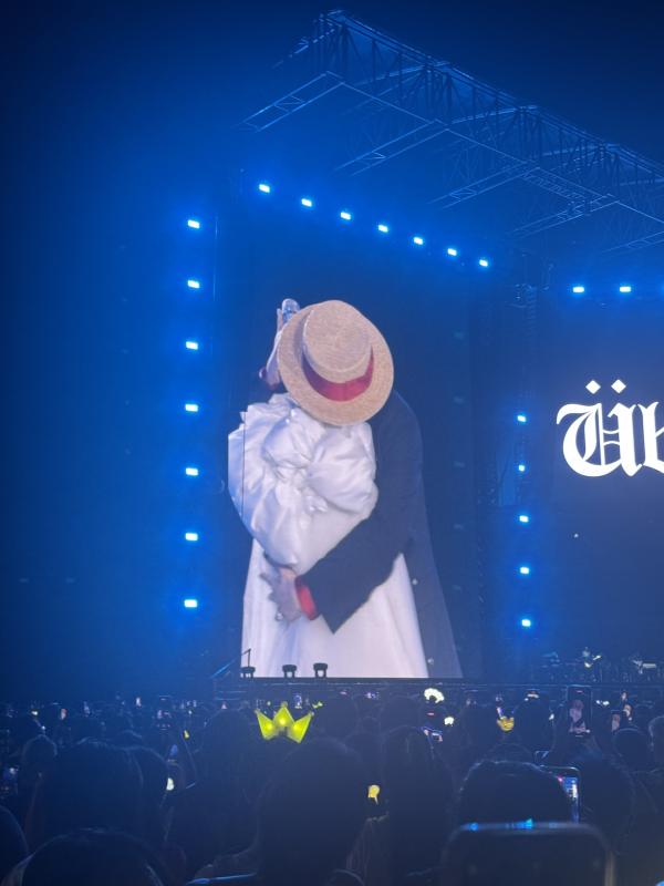 Đêm cuối G-DRAGON tại Việt Nam: Pháo hoa rợp trời, fan và idol đều nuối tiếc không muốn concert kết thúc- Ảnh 34.