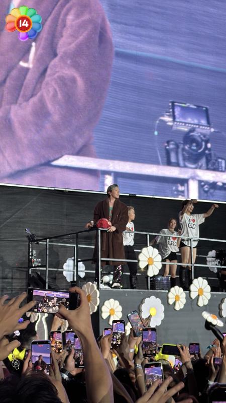 Đêm cuối G-DRAGON tại Việt Nam: Pháo hoa rợp trời, fan và idol đều nuối tiếc không muốn concert kết thúc- Ảnh 42.