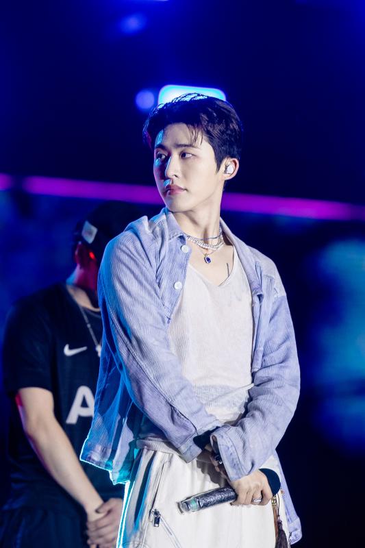 Jay Park "đốt cháy" WATERBOMB D-2 với cơ bụng "tiền tỷ", Chi Pu - B.I gây sốc visual với màn kết hợp chưa từng có- Ảnh 18.