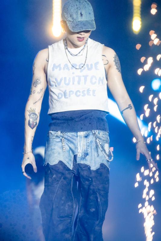 Jay Park "đốt cháy" WATERBOMB D-2 với cơ bụng "tiền tỷ", Chi Pu - B.I gây sốc visual với màn kết hợp chưa từng có- Ảnh 12.