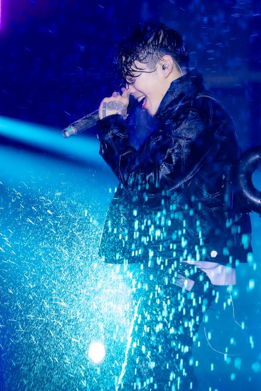 Jay Park "đốt cháy" WATERBOMB D-2 với cơ bụng "tiền tỷ", Chi Pu - B.I gây sốc visual với màn kết hợp chưa từng có- Ảnh 9.