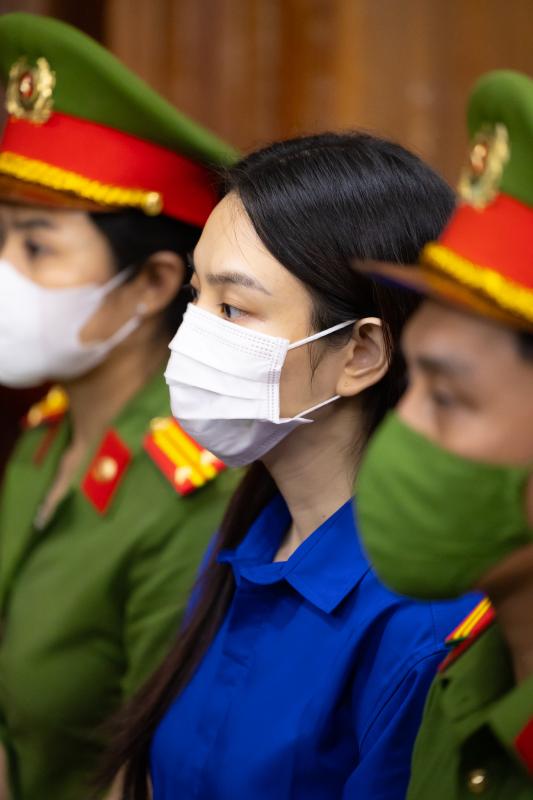 Luật sư: Thuỳ Tiên chưa nhận được số tiền thực tế, ngoại trừ 6,8 triệu gắn giỏ hàng trên sàn thương mại điện tử- Ảnh 2.