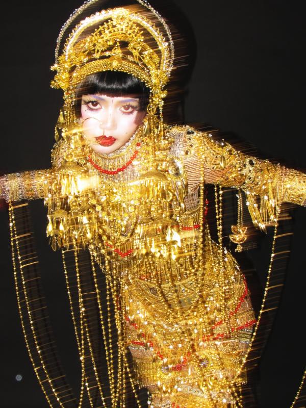 Lisa chơi Halloween đỉnh nhất thế giới!- Ảnh 6.